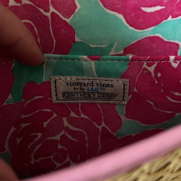 Vineyard Vines kentucky derby envelope clutch. NWT. Pretty rose print inside. - Picture 3 of 3